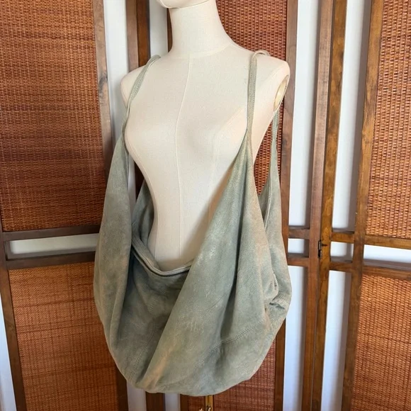 Free People WTF Sun Faded Hobo - Cactus lamb suede - Picture 5 of 14